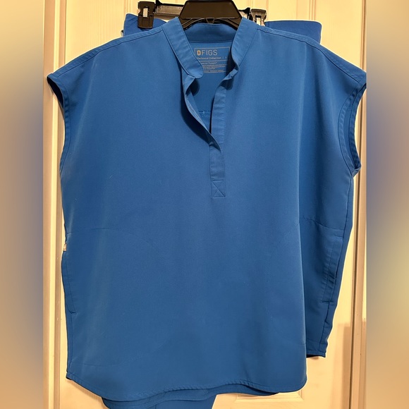 Figs Royal Blue used a few times still in very good condition - Picture 2 of 2